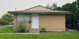 7022 N Wiscomb St 7022 N Wiscomb St Photo Gallery 1