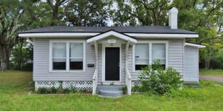 467 GOLFAIR BLVD 467 GOLFAIR BLVD Photo Gallery 1
