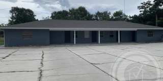 907 Center Avenue 907 Center Avenue Photo Gallery 1