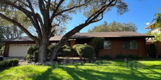 2734 Tam O Shanter Dr. 2734 Tam O Shanter Dr. Photo Gallery 1