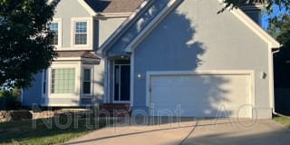 701 SE 12th Ter 701 SE 12th Ter Photo Gallery 1