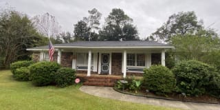 407 Boonehill Road 407 Boonehill Road Photo Gallery 1