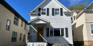 1105 N 7th Ave E 1105 N 7th Ave E Photo Gallery 1