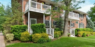 721 Greenbriar Dr Unit C31 721 Greenbriar Dr Unit C31 Photo Gallery 1