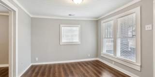 1025 West 47th Street 1025 West 47th Street Photo Gallery 1
