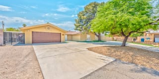 3255 El Camino Rd 3255 El Camino Rd Photo Gallery 1