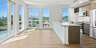 AMLI Spring District AMLI Spring District Photo Gallery 1
