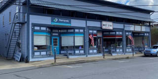 18 1/2 Pearl St 18 1/2 Pearl St Photo Gallery 1