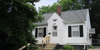 827 Larned St 827 Larned St Photo Gallery 1