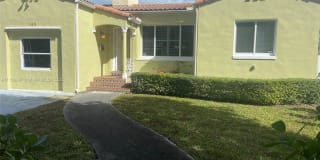 155 SW 28 Rd 155 SW 28 Rd Photo Gallery 1