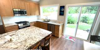 2865 SE Park Pl. Unit #1 2865 SE Park Pl. Unit #1 Photo Gallery 1