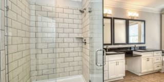 2100 Queens 2100 Queens Photo Gallery 1