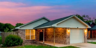 605 Franklin Avenue 605 Franklin Avenue Photo Gallery 1