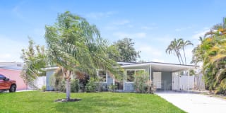 5642 New York Ave 5642 New York Ave Photo Gallery 1