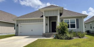 5873 Danbury Blvd 5873 Danbury Blvd Photo Gallery 1