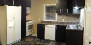 322 6th St SE - 4 322 6th St SE - 4 Photo Gallery 1