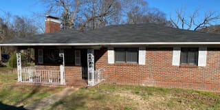 581 64th Pl S 581 64th Pl S Photo Gallery 1
