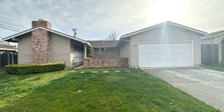 10386 Plum Tree Lane 10386 Plum Tree Lane Photo Gallery 1