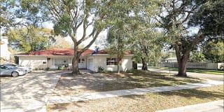 2131 W Greenhollow Dr 2131 W Greenhollow Dr Photo Gallery 1