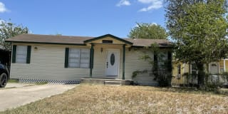 516 W. Ave D 516 W. Ave D Photo Gallery 1
