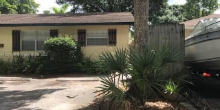 2300 SW 18th Ter 2300 SW 18th Ter Photo Gallery 1