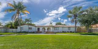 16670 SW 90th Ave 16670 SW 90th Ave Photo Gallery 1