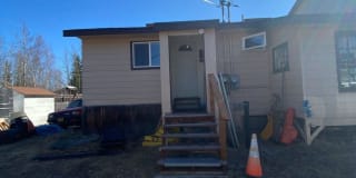 2443 Loomis Dr. 2443 Loomis Dr. Photo Gallery 1