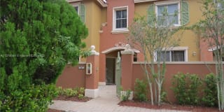 757 SW 107th Ave 757 SW 107th Ave Photo Gallery 1