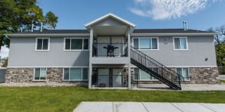 700 S Meadow Dr 700 S Meadow Dr Photo Gallery 1