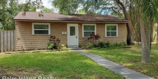 1155 37th Ave N 1155 37th Ave N Photo Gallery 1