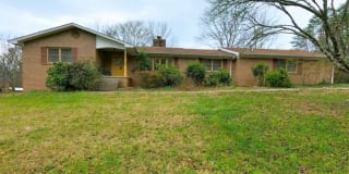 2963 Meadowview Road 2963 Meadowview Road Photo Gallery 1