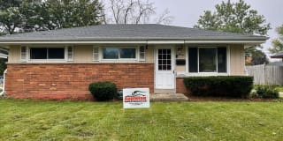 6730 N 84 Street 6730 N 84 Street Photo Gallery 1