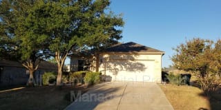 133 Ashwood N 133 Ashwood N Photo Gallery 1