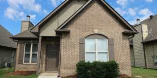 1047 Washington Dr 1047 Washington Dr Photo Gallery 1