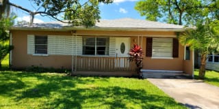 2235 Lakeview St 2235 Lakeview St Photo Gallery 1