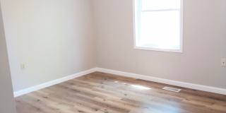 728 1/2 Sw Cambridge Ave 728 1/2 Sw Cambridge Ave Photo Gallery 1