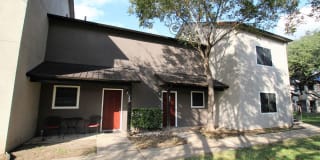 10707 Lakeline Boulevard 10707 Lakeline Boulevard Photo Gallery 1