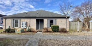 240 Marinawoods Drive Southeast 240 Marinawoods Drive Southeast Photo Gallery 1