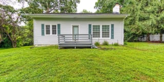 317 ADAHI ROAD SE 317 ADAHI ROAD SE Photo Gallery 1