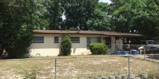 250 Lee Dr. 250 Lee Dr. Photo Gallery 1