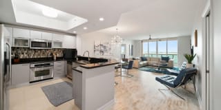 2650 Lake Shore Drive 2650 Lake Shore Drive Photo Gallery 1
