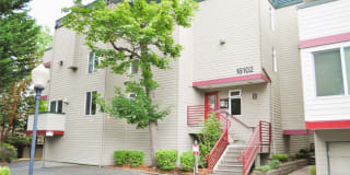 18102 15th Ave NE #B211 18102 15th Ave NE #B211 Photo Gallery 1