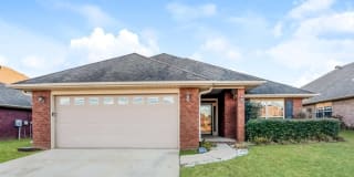 4052 Cambridge Drive 4052 Cambridge Drive Photo Gallery 1
