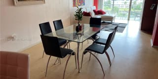 300 Bayview Dr 300 Bayview Dr Photo Gallery 1