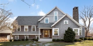 10 Sachuest Drive 10 Sachuest Drive Photo Gallery 1