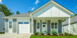 578 Strong Avenue 578 Strong Avenue Photo Gallery 1