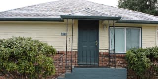 423 N French Ave 423 N French Ave Photo Gallery 1