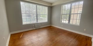 1717 South Park Avenue - 10 1717 South Park Avenue - 10 Photo Gallery 1