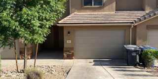 1000 E. Bluffview Dr. #112 1000 E. Bluffview Dr. #112 Photo Gallery 1