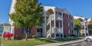 Steeplechase Apartments & Townhomes Steeplechase Apartments & Townhomes Photo Gallery 1